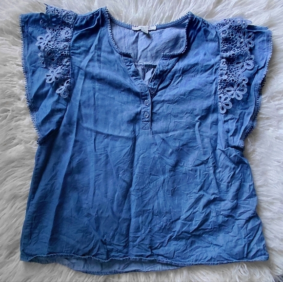 Marissa Olivia Tops - Chambray Lace Sleeve Top
